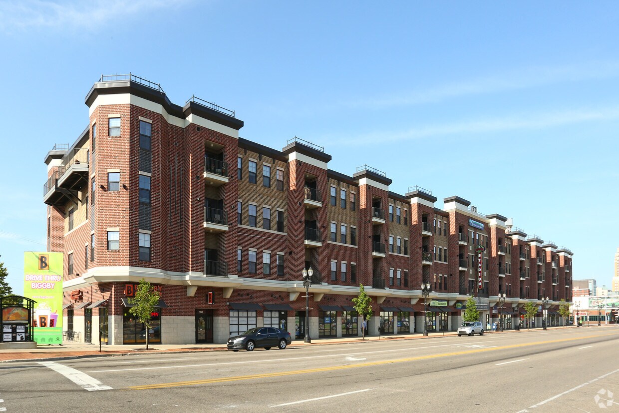 Stadium District Apartments Apartments Lansing, MI