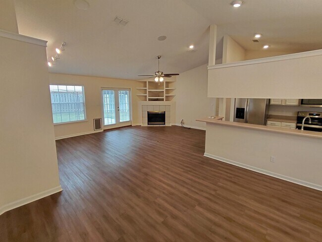 Foto del edificio - 1308 Fern Hill Ct