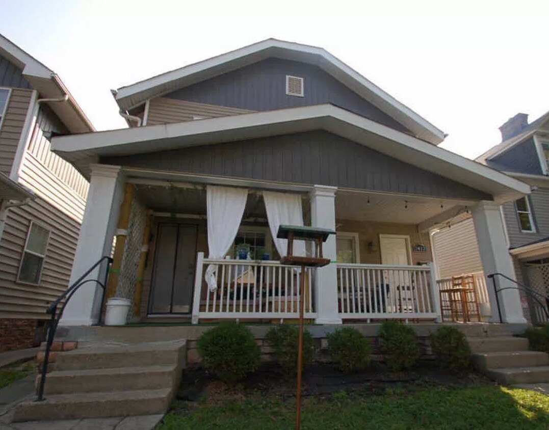 2412 Indianola Ave Unit 2412, Columbus, OH 43202 Apartments in