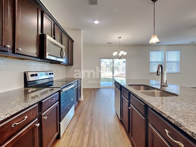 Building Photo - 304 Bering Ln