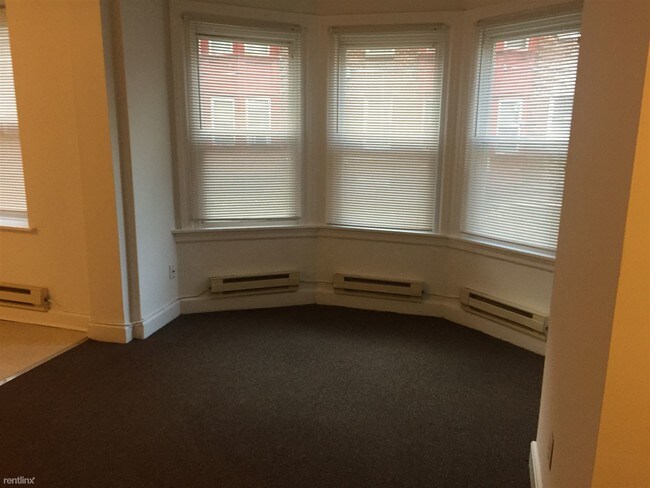 Foto del edificio - 5220 Wayne Ave