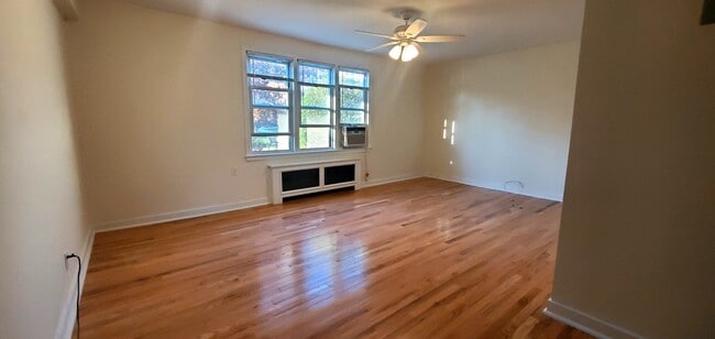 Living Room - 16 Stokes Rd