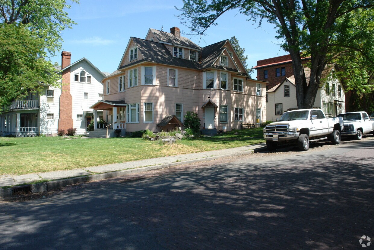 Foto del edificio - 627 S Adams St