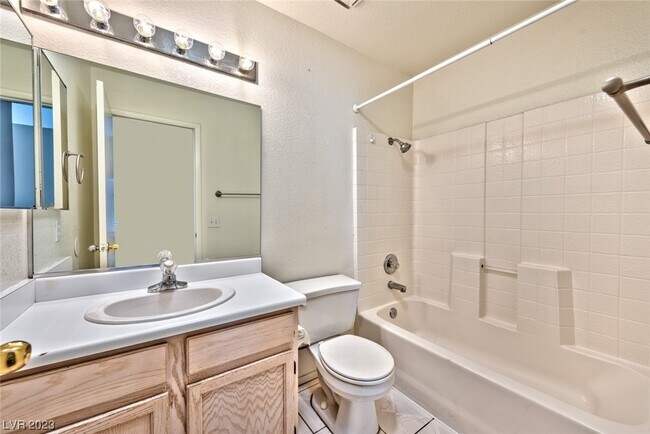 Building Photo - 5617 Grand Entries Dr