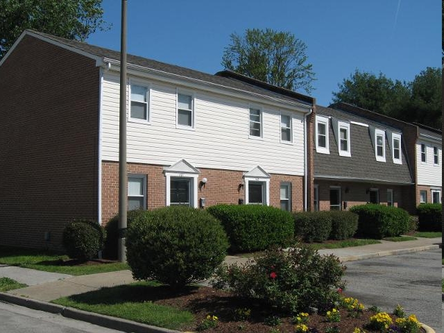 Foto del edificio - Hodges Ferry East Townhomes