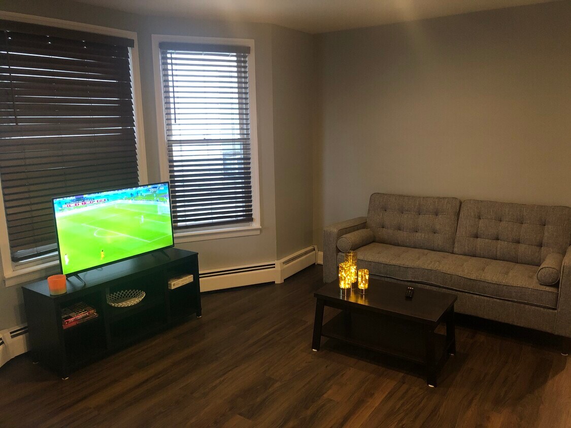 268 Manning Blvd Unit 1, Albany, NY 12206 Apartments in Albany, NY