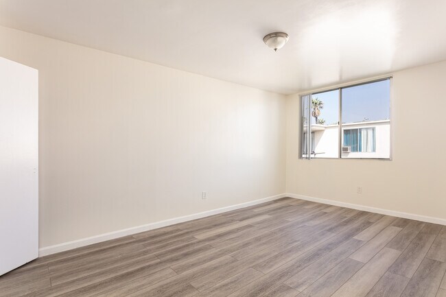 Foto del edificio - 1500 Gramercy Place