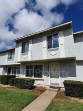 Building Photo - 7648 La Mancha Way