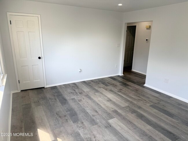 Building Photo - 55 Chapin Ave