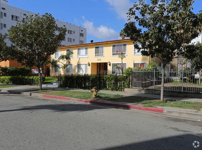 Building Photo - Berendo Apartments