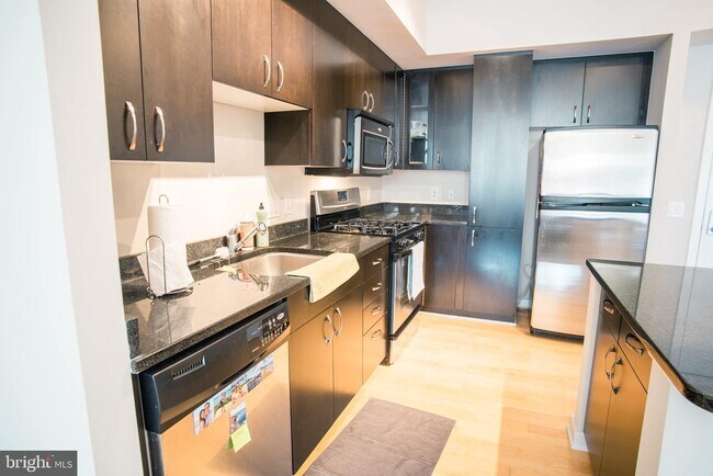 Foto del edificio - 475 K St NW