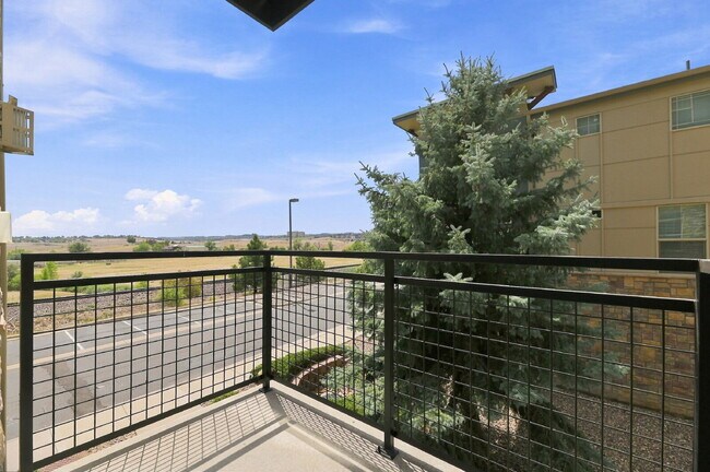 Foto del edificio - $2,195.95 - 2 bed, 2 bath Spacious Condo in Broomfield with AC and In Unit Laundry!