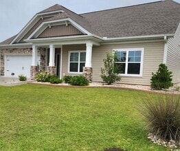 Building Photo - 497 Hillsborough Dr