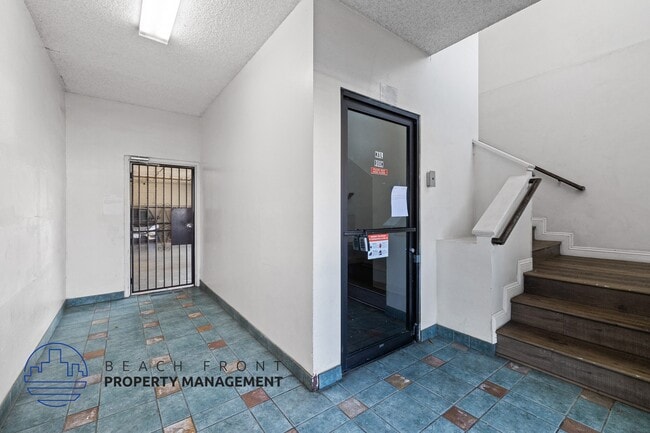 Foto del edificio - 13916 Cerise Ave.