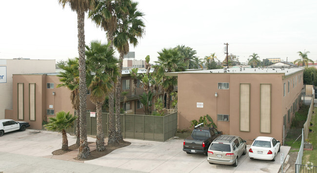 Building Photo - 43rd Street Apartments