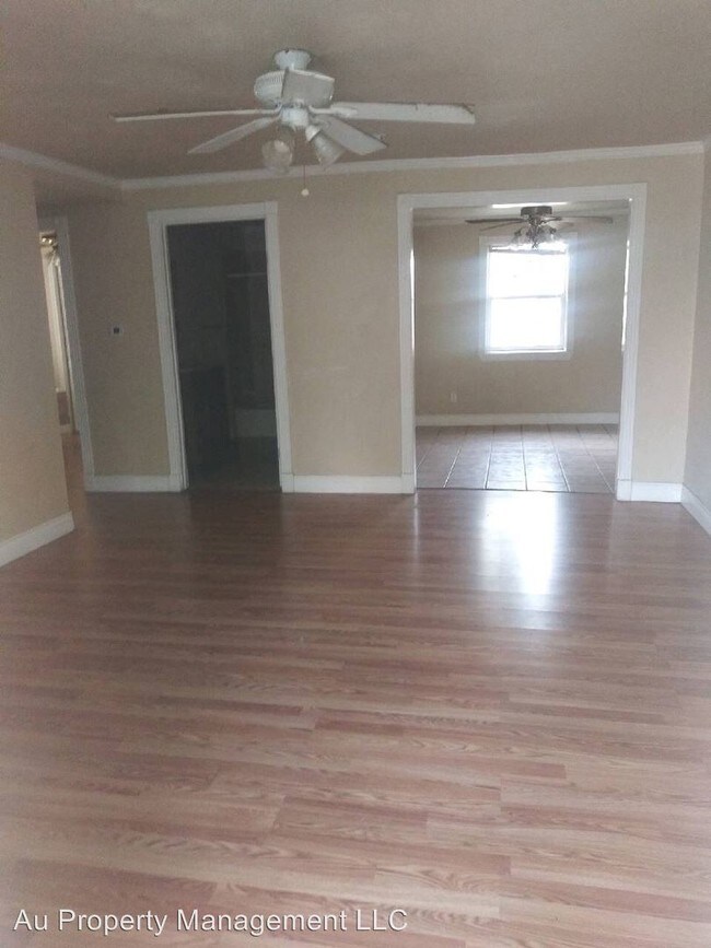 Foto del edificio - 3 br, 1 bath House - 3402 S TAYLOR ST