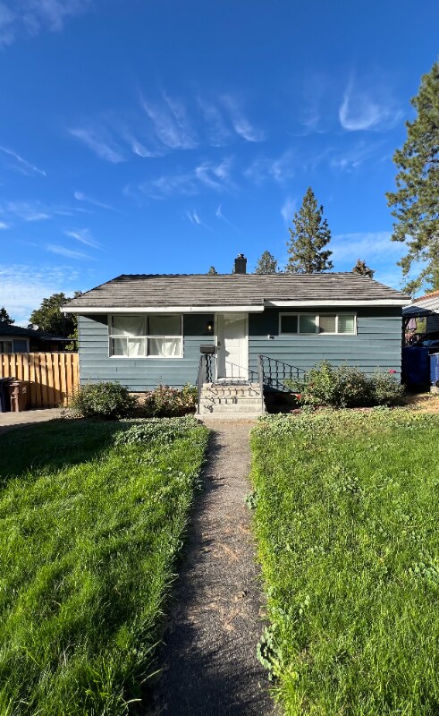 Primary Photo - 3707 E 12th Ave