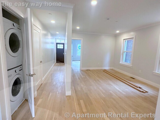 Photo - 37 Gore St Apartment