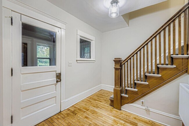 Foto del edificio - 2939 Russell Ave N