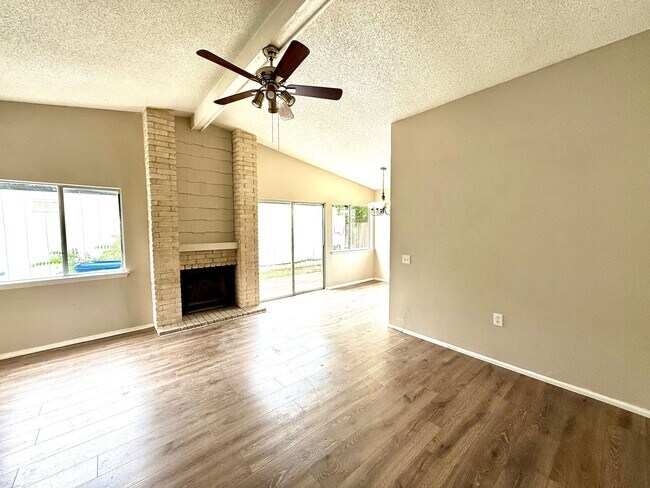 Foto del edificio - Cute 2-Bedroom in Lakeside