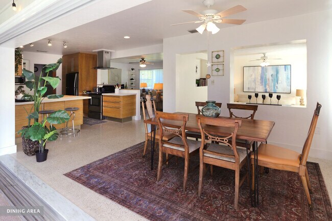 Comedor - 1730 Livingstone St