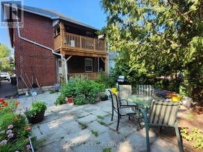 Building Photo - 139 Manor Rd E