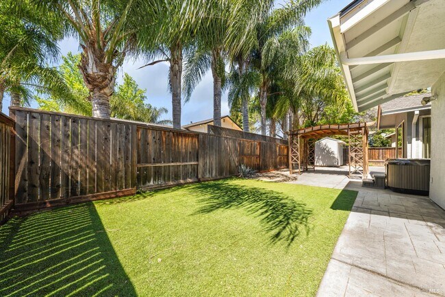 Foto del edificio - 436 Corte Lagos