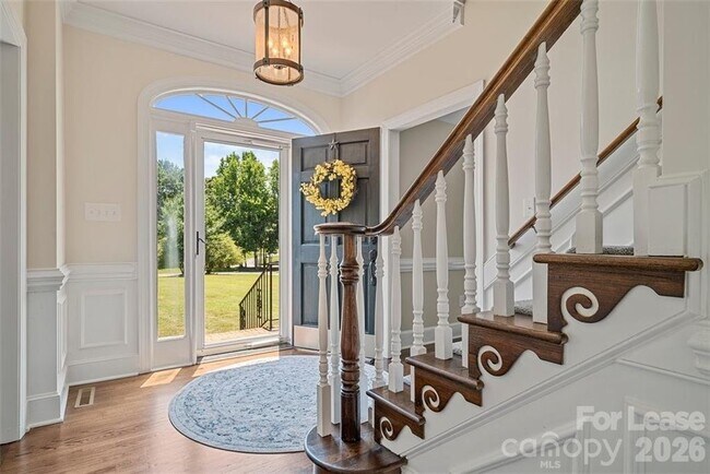 Foto del edificio - 6135 Highview Rd