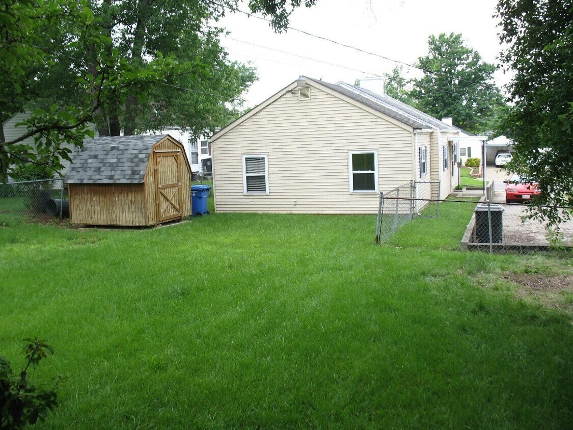 1018 Marcellus Dr, Lexington, KY 40505 House Rental in Lexington, KY