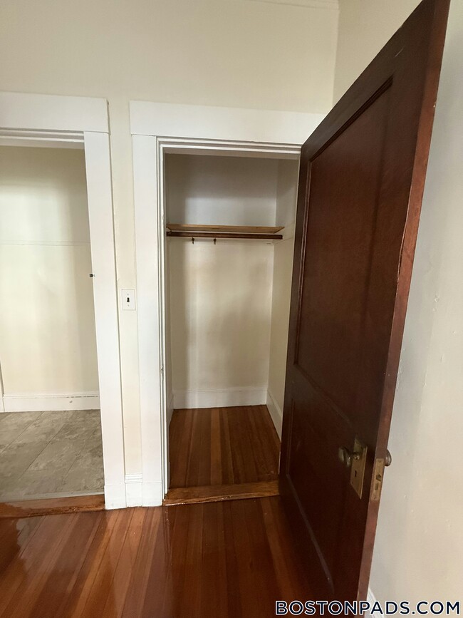 Building Photo - 163 Summer St