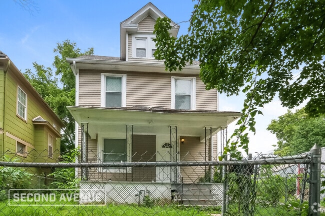 Building Photo - 144 N White Ave