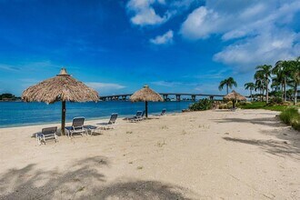 Building Photo - 6081 Bahia Del Mar Cir N