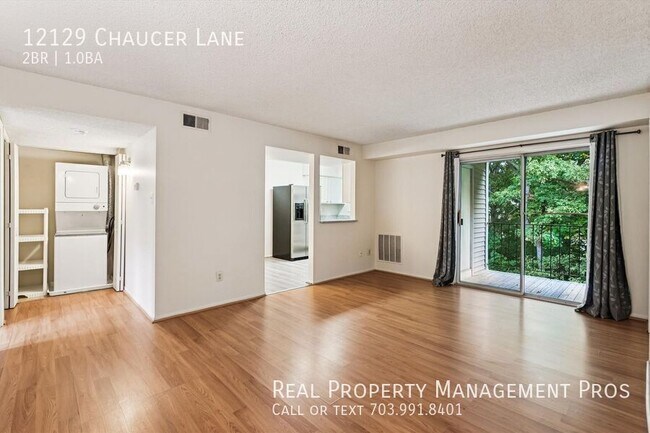 Foto del edificio - 12129 Chaucer Ln