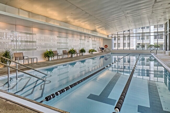 Foto del edificio - 130 N Garland Ct