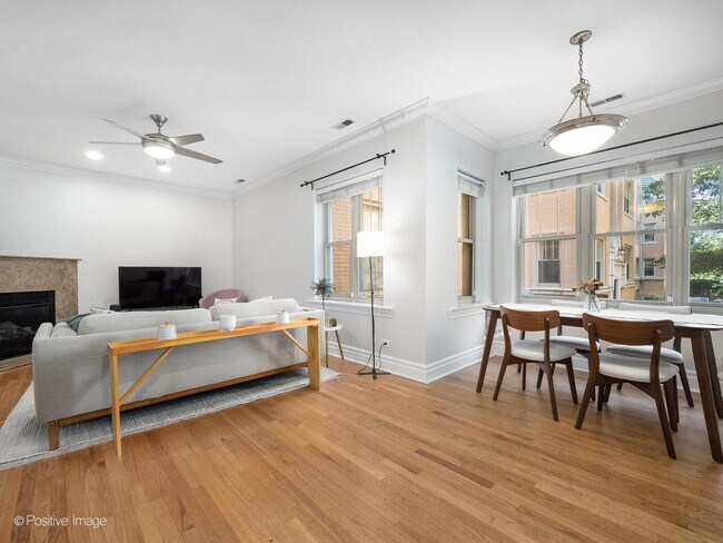 Foto del edificio - 3137 W Palmer Square