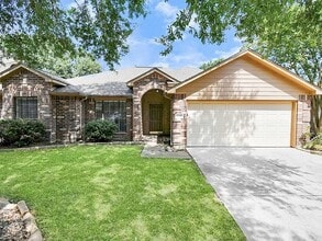 Building Photo - 16122 Cypress Point Dr