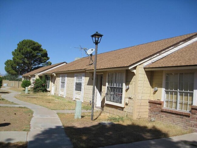Foto del edificio - 8955 W Manzanita Dr