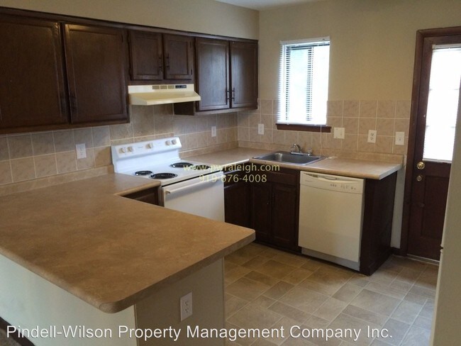 Building Photo - 4554 N New Hope Rd