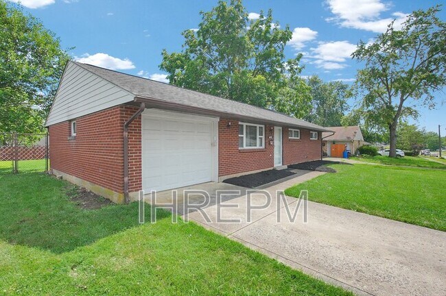 Foto del edificio - 6403 Roselawn Ave