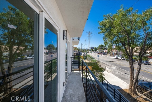 Building Photo - 6830 Hazeltine Ave