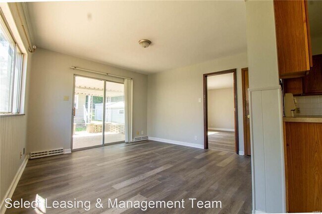 Building Photo - 3 br, 1 bath House - 122 Betty Jean
