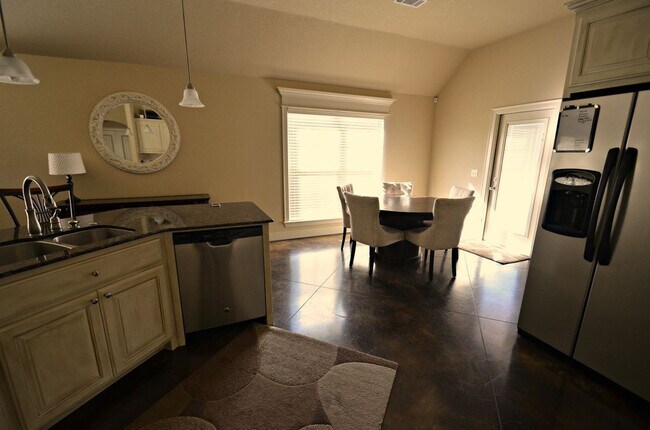 Foto del edificio - 3625 W Mountain View Dr
