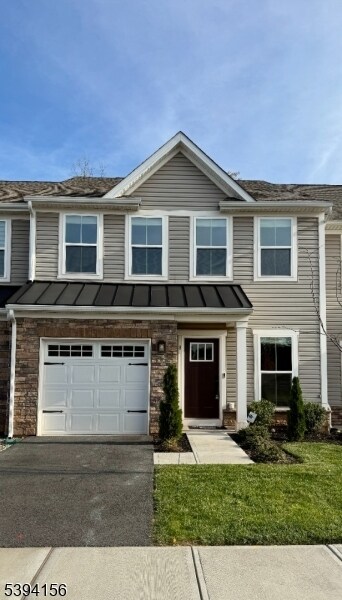 Primary Photo - 8 Owen Ct