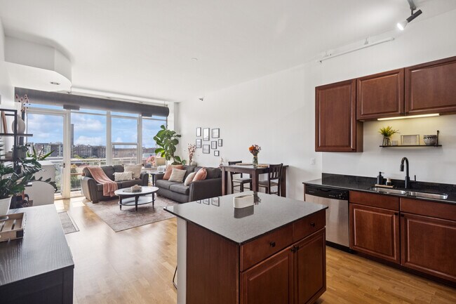 Foto del edificio - 901 W Madison St