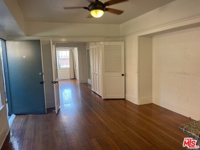 Foto del edificio - 1307 Innes Pl