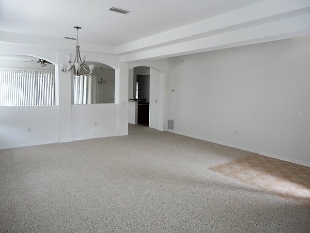 Building Photo - 471 Westchester Hills Lane