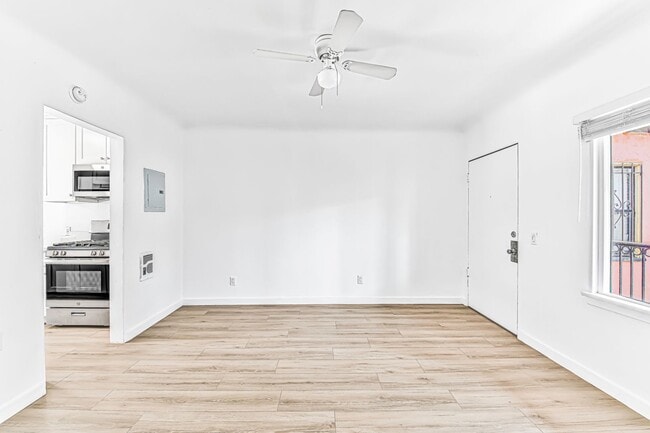 Foto del edificio - 636 Linden Ave