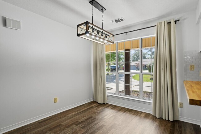 Foto del edificio - 87133 Golf Club Dr