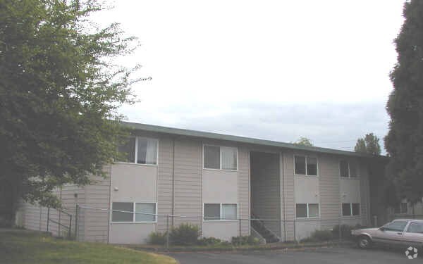 Foto del edificio - Lennick Court Apartments