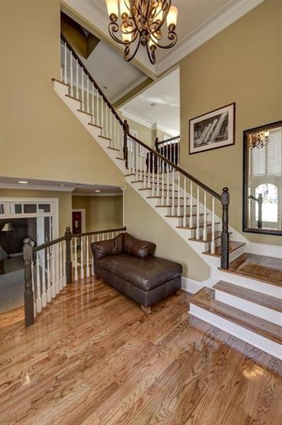 Building Photo - 1379 Village Park Dr NE